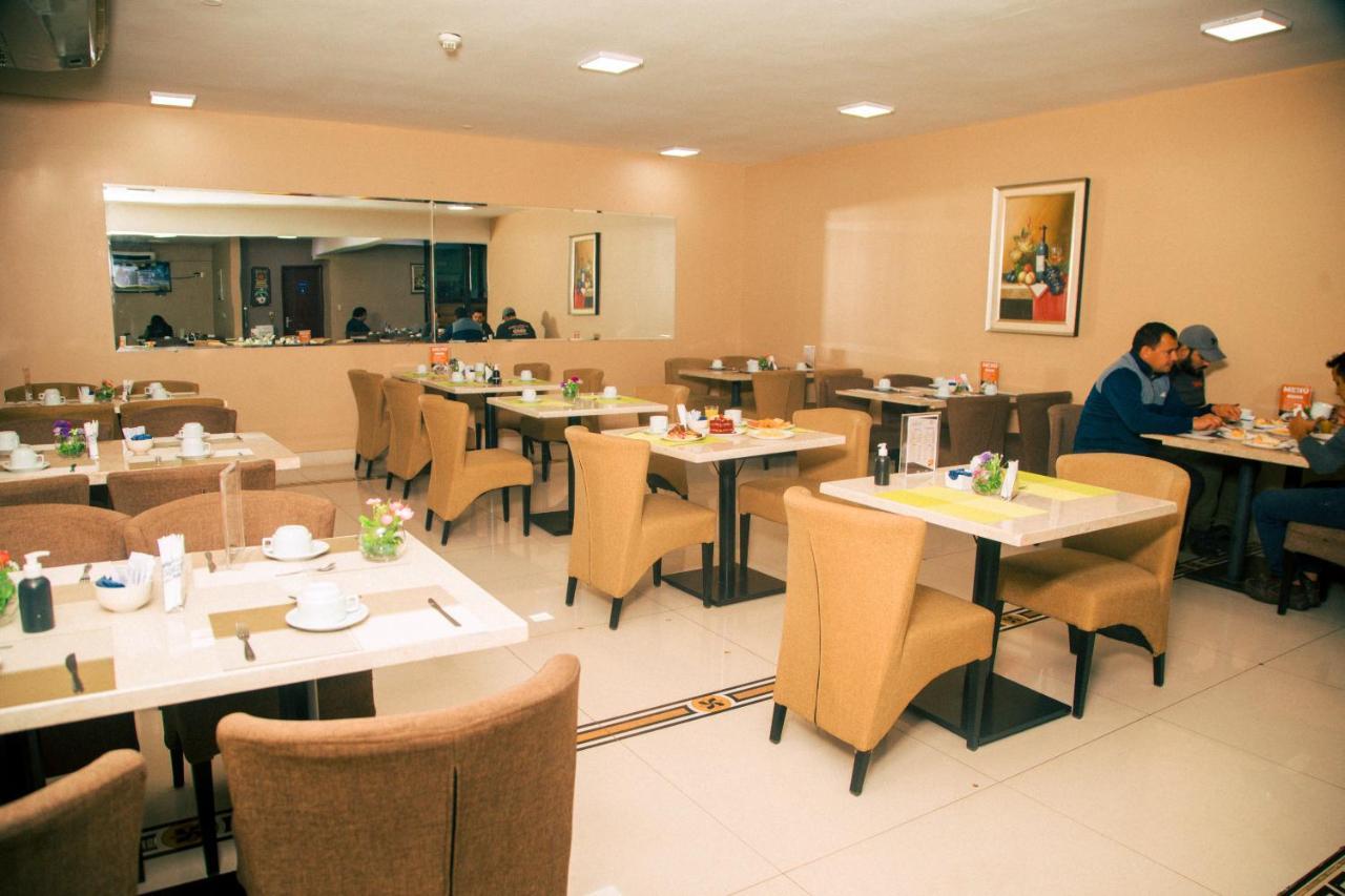 Howard Johnson Ciudad Del Este Exterior photo