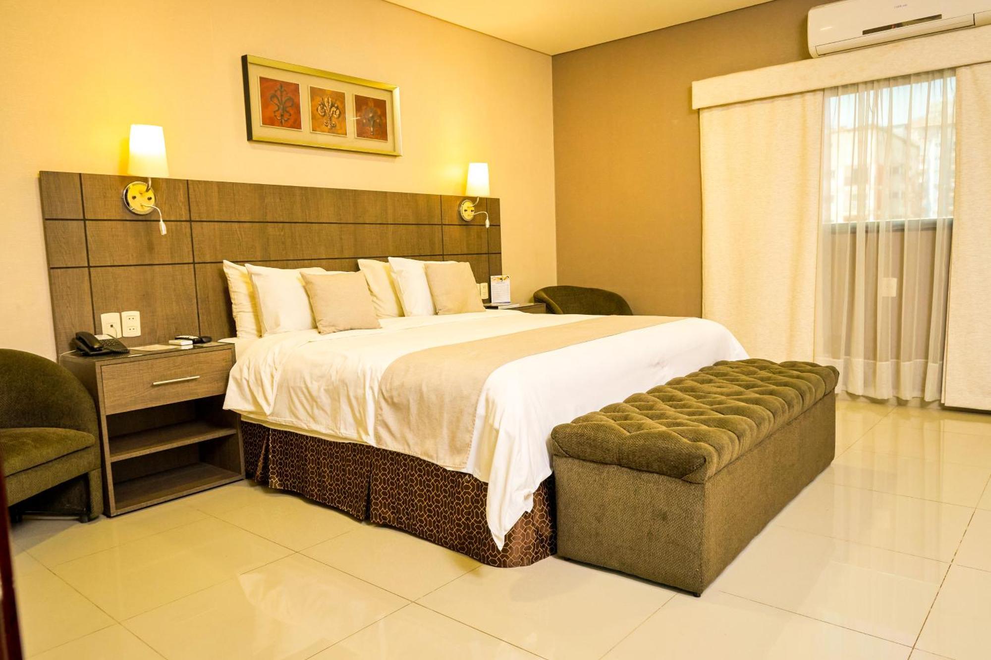 Howard Johnson Ciudad Del Este Exterior photo